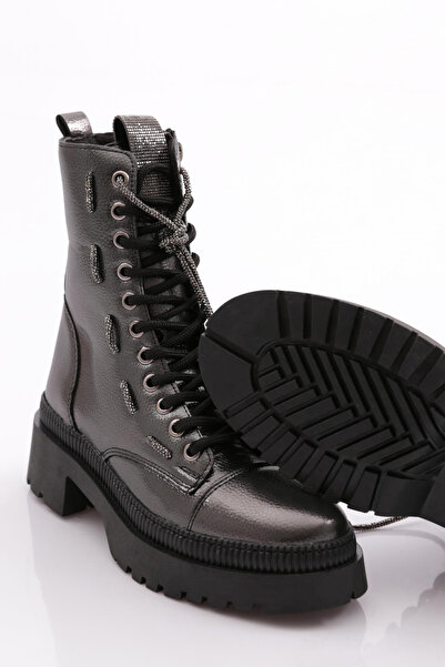 DGN 903523   Ghete de damă Platinum Caviar