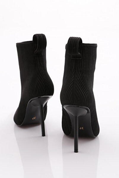 DGN Dámské kozačky na podpatku s elastickým zadním dílem, černé pruhované 91283557