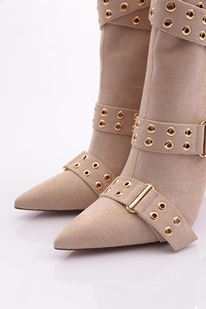 DGN 5285 Women's Hole Belt Detailed Heeled Boots