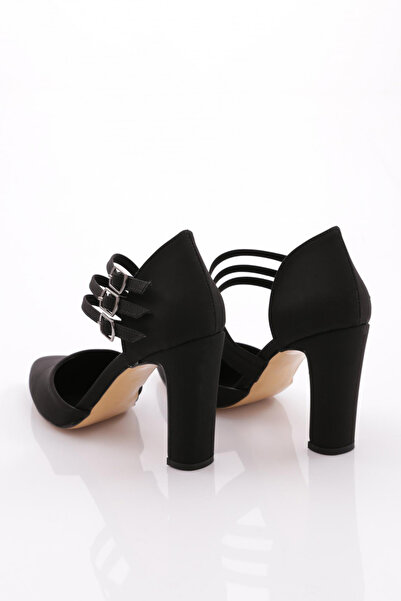 DGN Kadın Kalın Topuklu Bileği Kemerli Topuklu Ayakkabı Siyah Nubuk 42933910