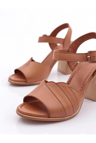 Venüs 24181830y Women's Genuine Leather Heeled Summer Shoes