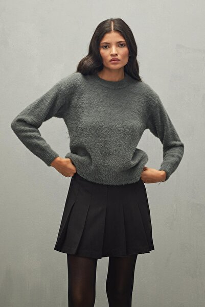 Fahhar Anthracite Soft Crop Sweater