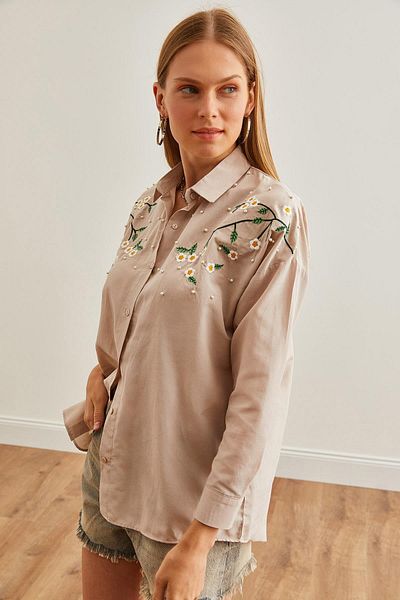 ubmbutik Дамска риза - Бродирана с маргаритки - С прегънати ръкави - Ленена риза Ayrobin