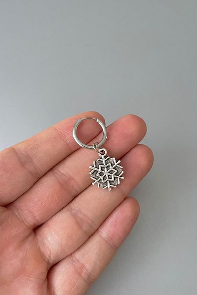 Jaida Moda Unisex Silver Christmas Snowflake Dangle Steel Earrings