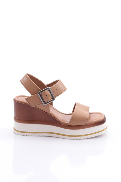 DGN 400-24170 Women's Mega Thick Sole Sandals