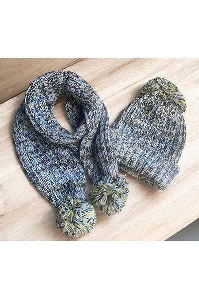 BEBEĞİME ÇORAP Set eșarfă cu pompon