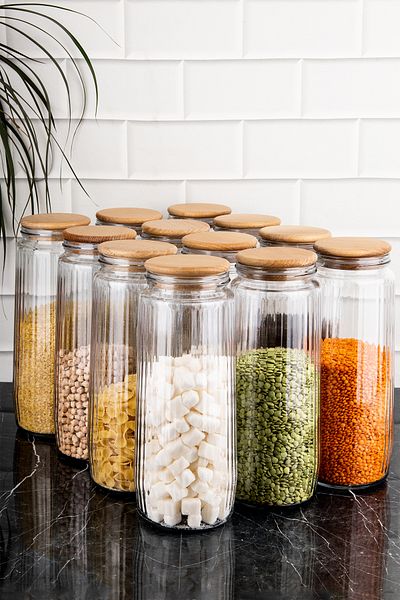 DNS HOME طقم مكون من 12 مرطبانًا زجاجيًا، طقم مكون من 12 مرطبانًا طعامًا كبيرًا مع غطاء مفرغ وملصق هدية 1500 مل
