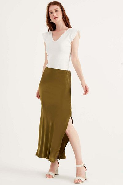 Herita Maxirock aus Satin mit Schlitz