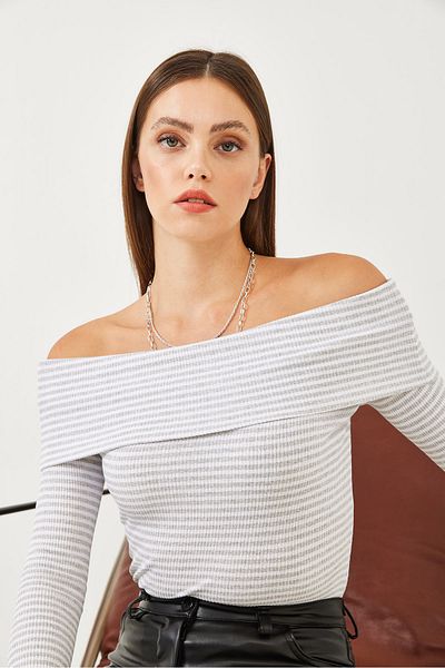 Bianco Lucci Women's Madonna Collar Striped Ribbed Long Sleeve Blouse 60251889