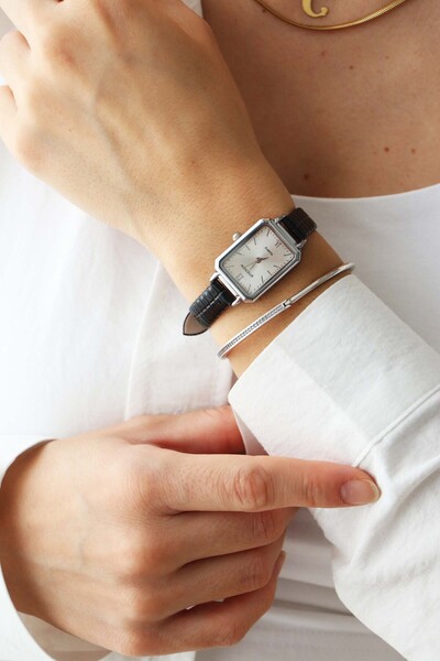 Northwatch Siyah Kadın Dikdörtgen Deri Kordon Yeni Sezon Vintage Kol Saati