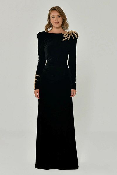 ALFABETA Velvet Long Evening Dress with Padded Leather Slit - Decollete and Shoulder Accessories