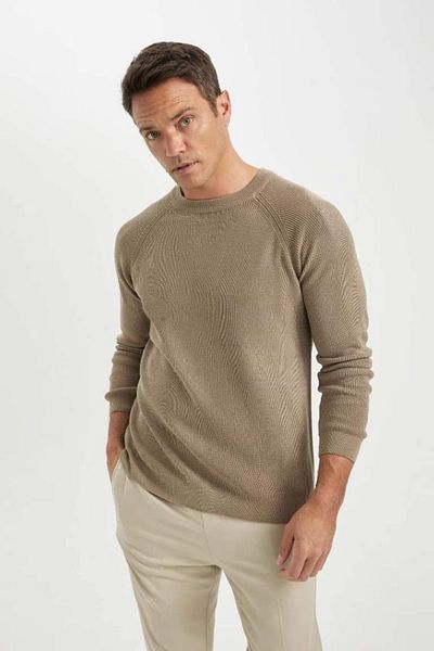 DeFacto Standard Fit Regular Cut Crew Neck Basic Plain Knitwear Sweater A8458Ax24Wn