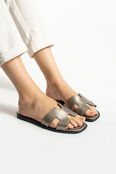 Moda Devrin Πλατινένιες Γυναικείες Παντόφλες Ανοιχτές Μπροστινές Παντόφλες εξωτερικού χώρου και σπιτιού