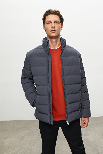 Mudo Quilted Inflatable Coat with Right Collar