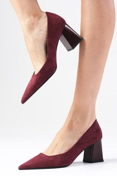 Mio Gusto Burgundy Suede Block Fleur Heeled Women's Shoes