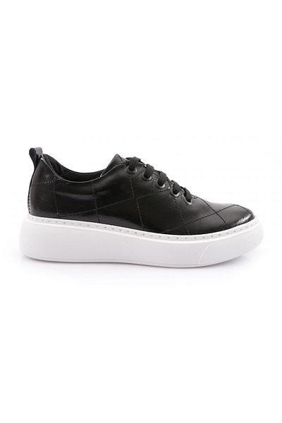 DGN Pantofi de damă din piele lacuită neagră - cu șireturi, încrețite 59102525