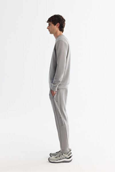 Avva Erkek Gri Bisiklet Yaka Baskılı Soft Touch Regular Fit Sweatshirt A42Y1307