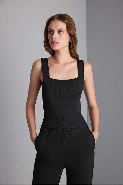 JOIN US Square Neck Knitwear Crop Top