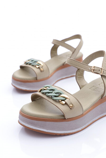 DGN Women's Heeled Shoes 271135108