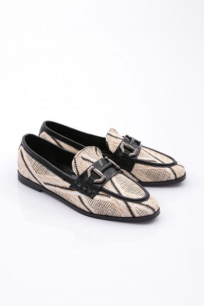 DGN Women's Ballerinas with Black Metal Accessories - 7481535