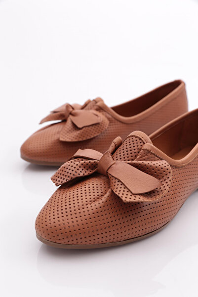 DGN Women's Ribbon Helmet Brown 24332110