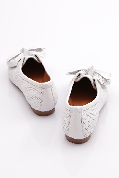 DGN White Ballerinas with Ribbons - 24332110