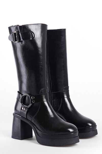 Capone Outfitters Damen-Bikerstiefel – runde Zehenpartie und Schnallendetail