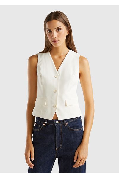 United Colors of Benetton Women's Cream Covered Pocket Design 3-Button V-Neck Vest