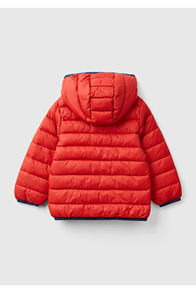 United Colors of Benetton Erkek Çocuk Kırmızı Logolu Mevsimlik İnce Puffer Mont