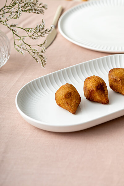 İSTANBUL PORSELEN Istanbul Porcelain Beray Boat Plate 31 cm