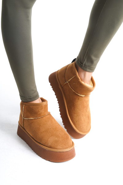 Shu Mhu Ug Model Düz Desen Süet Içi Kürklü Kalin Taban Kadin Taba Bootie