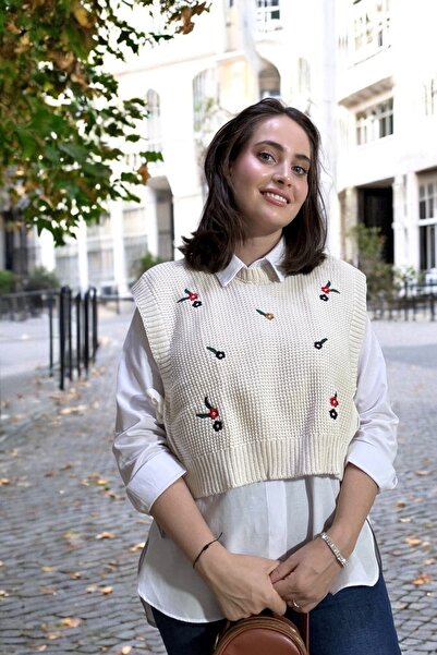 Entropy Çiçek İşlemeli Yanı Bağcıklı Triko Süveter - Krem