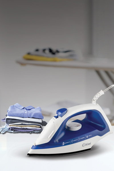 Kiwi Ksı-6306 Paslanmaz Çelik Tabanlı Buharlı Ütü