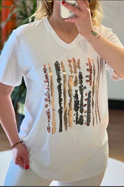 Bİ.GİYSEN Γυναικεία λευκή μπλούζα με V λαιμόκοψη μπροστά, κεντημένη με επιχρυσωμένες παγιέτες, από 100% βαμβάκι και πενιέ