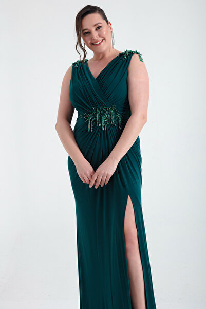 Lafaba Women's Emerald Green V-Neck Shoulders Stone Detail Large Size Long Evening Dress