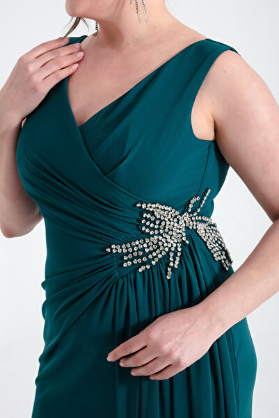 Lafaba Women's Emerald Green Double Breasted Collar Jewelled Plus Size Evening Dress