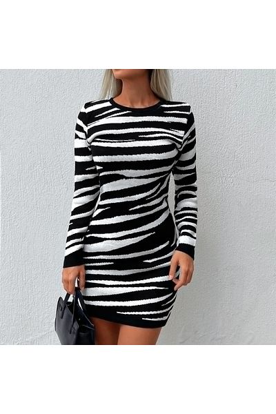 Kokosh moda Γυναικείο μακρυμάνικο ασπρόμαυρο πλεκτό φόρεμα με σχέδιο ζέβρας