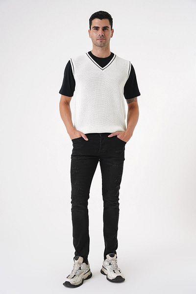 CHUBA Men's V-Neck Thessaloniki Knit Standard Fit Regular Cut Knitwear Sweater White 25W2003