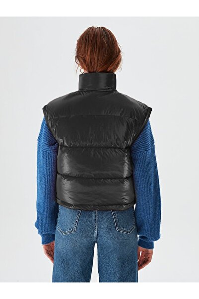 Ltb Nafukovací černá vesta s límečkem