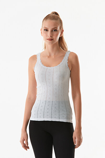 Fulla Moda قميص داخلي من الدانتيل