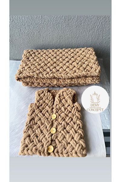 Alize Puffy Baby vest and Blanket Set