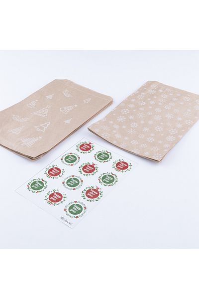 Bimotif 20 Pieces of Pine and Snow Patterned Paper Bag - Happy New Year Stickers Set (18x30 cm)