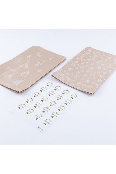 Bimotif 20 pcs Pine and Snow Patterned Paper Bag - Olushan Set with Flowers Happy Birthday Sticker (18x30 cm)