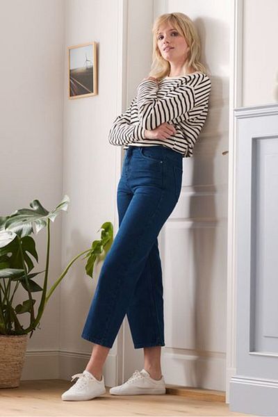 Tchibo Women Regular Fit Plain Wide Leg Jeans, Blue