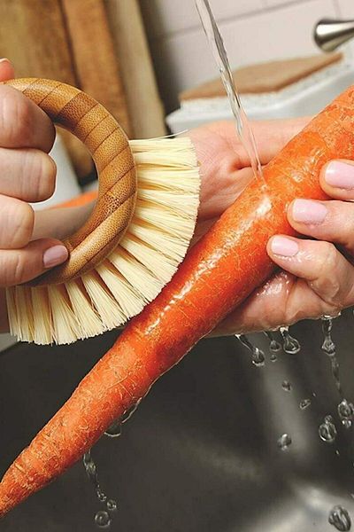 Arma House Wooden Kitchen Brush - Eco-Friendly Vegetable Fruit Washable