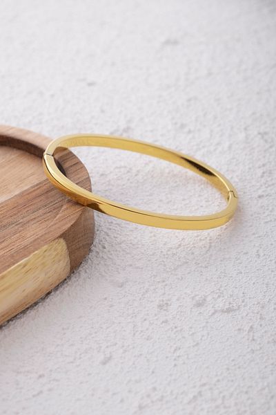 ByFlorya Jewelry 6 cm Non-Tarnish Gold Steel Flat Handcuffs - Daily Use Bracelet Plate