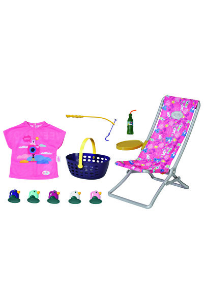 BABY born صيد الأسماك في عطلة نهاية الأسبوع