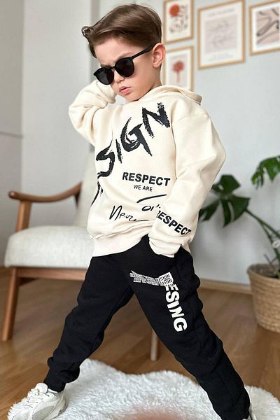 Riccotarz Σετ φόρμας για αγόρι με διπλό εμπριμέ Respect Design Letter με ράστερ μαύρο πάτο