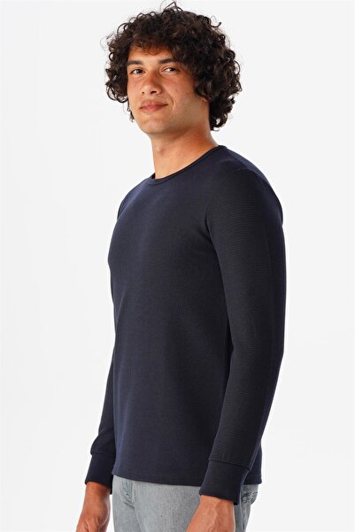 SÜVARİ Süvari O Yaka Uzun Kol Lacivert Waffle Desenli Slim Fit Erkek Triko