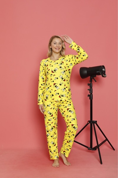 CALİA Women's Crew Neck Printed Suede Soft Fabric Long Sleeve Pajamas Set